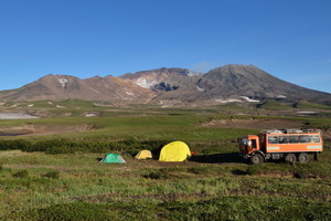 Ascent to the volcanoes Mutnovsky and Gorely